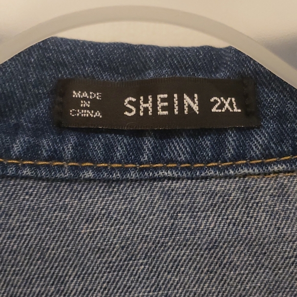 Jean jacket - Picture 2 of 3